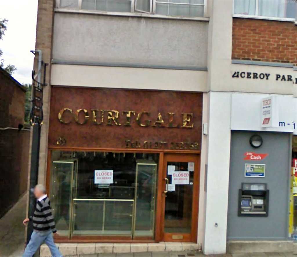 commercial property - 89 Hutton Road Shenfield Brentwood, Essex CM15 8JD
