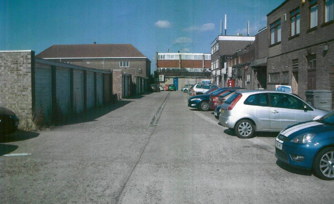 commercial property - Grover House Grover Walk Corringham, Essex SS17 7LS