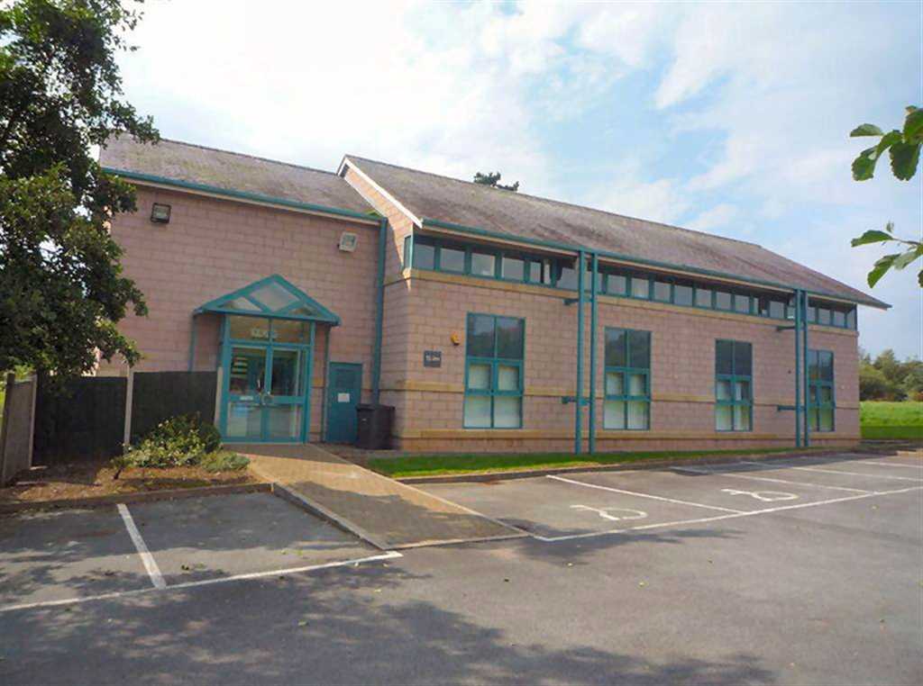 Office To Let in Bangor, LL57 4BN (1660008)