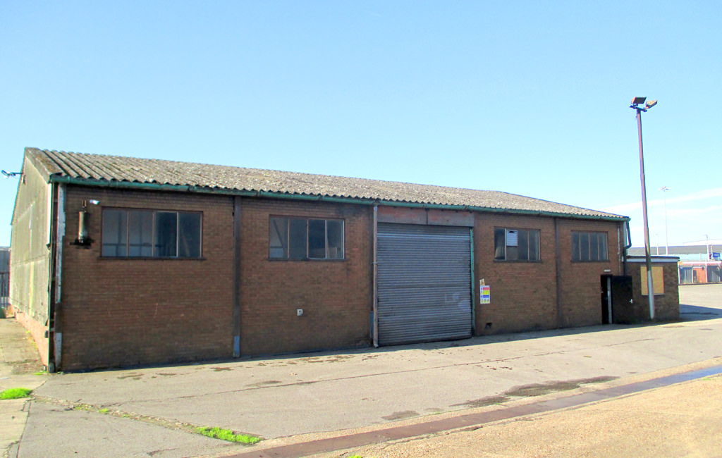 Industrial Unit To Let in Scunthorpe, DN16 1BT (00009405)