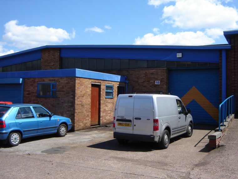 Industrial Unit To Let in Smethwick, B66 2JS (0320088a)