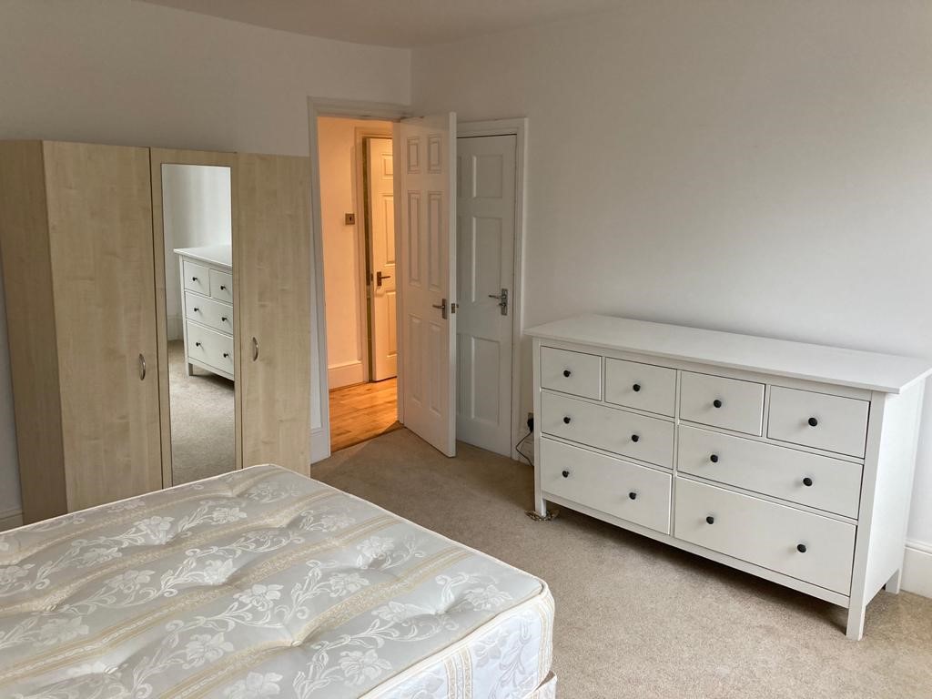 Flat To Rent at 37 Grafton Way (2), Fitzrovia, W1T 5DD (00000966)