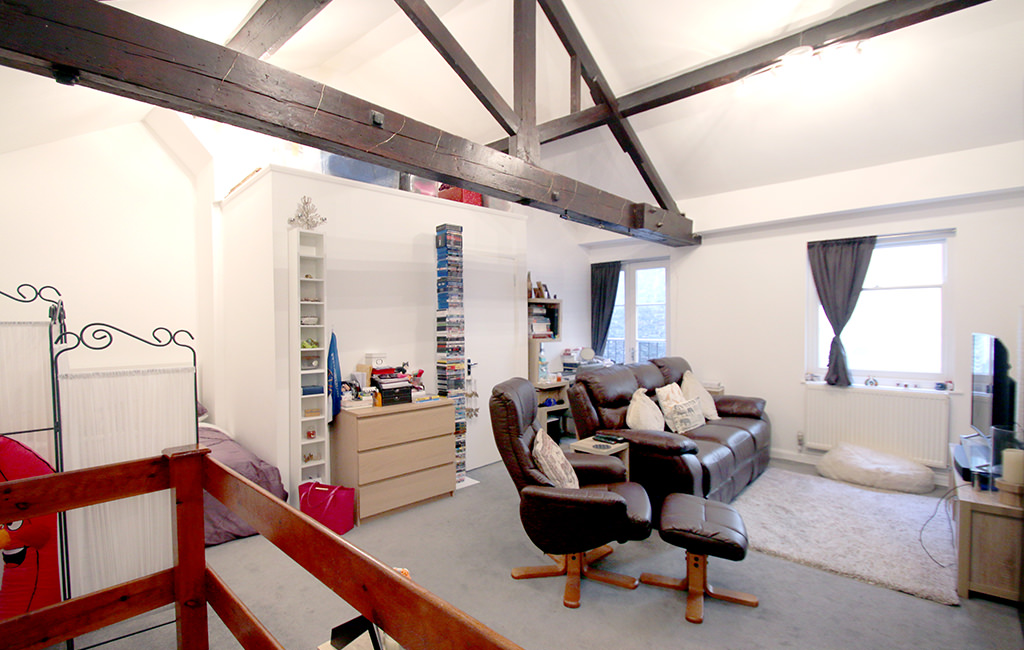 Flat To Rent at 81 Endell Street, Covent Garden, WC2H 9RJ (00001158)