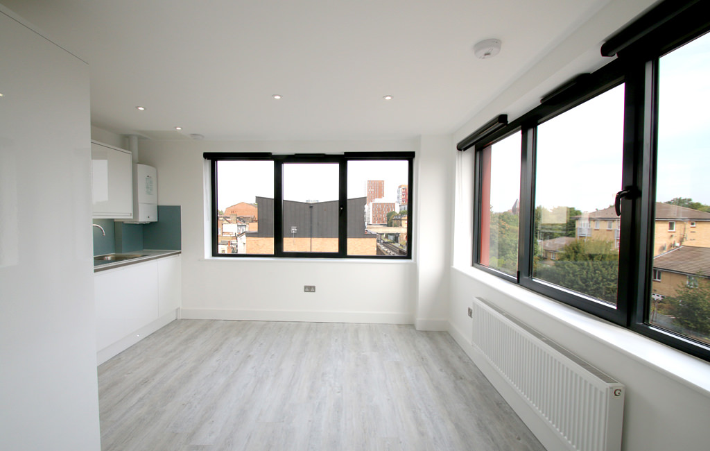 Flat To Rent at 3 Glebe Road, Hackney, E8 4BD (00010405)