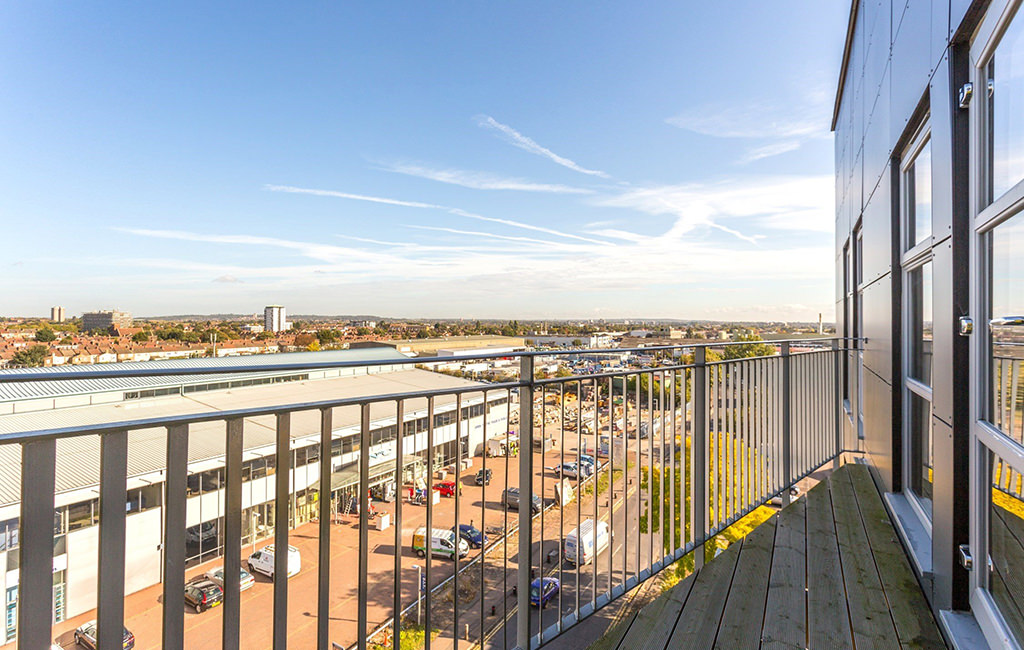 Flat To Rent at 403 Spectrum Building, Romford, RM8 1RY (00009158)