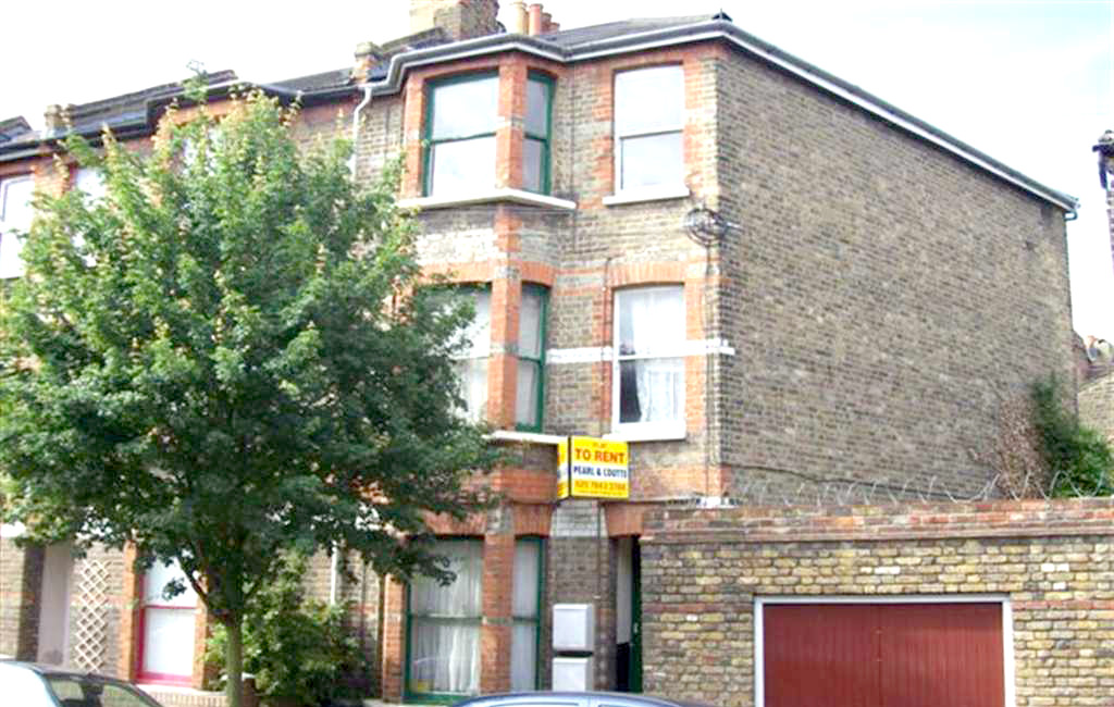 Studio Flat To Rent at 2 Rushmore Road, Hackney, E5 0ET (00000008)
