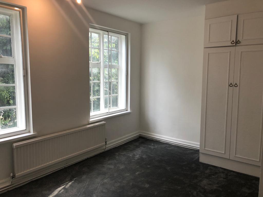 Flat To Rent at Court (10), East Finchley, N2 0HN (00009799)