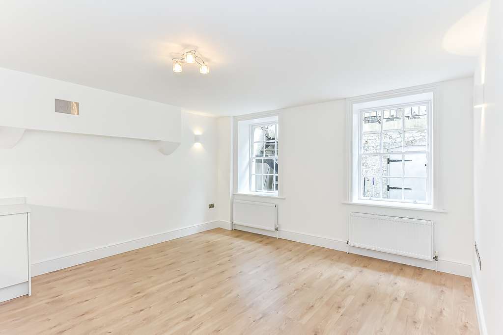Flat To Rent at 37 Grafton Way, Fitzrovia, W1T 5DD (00011022)